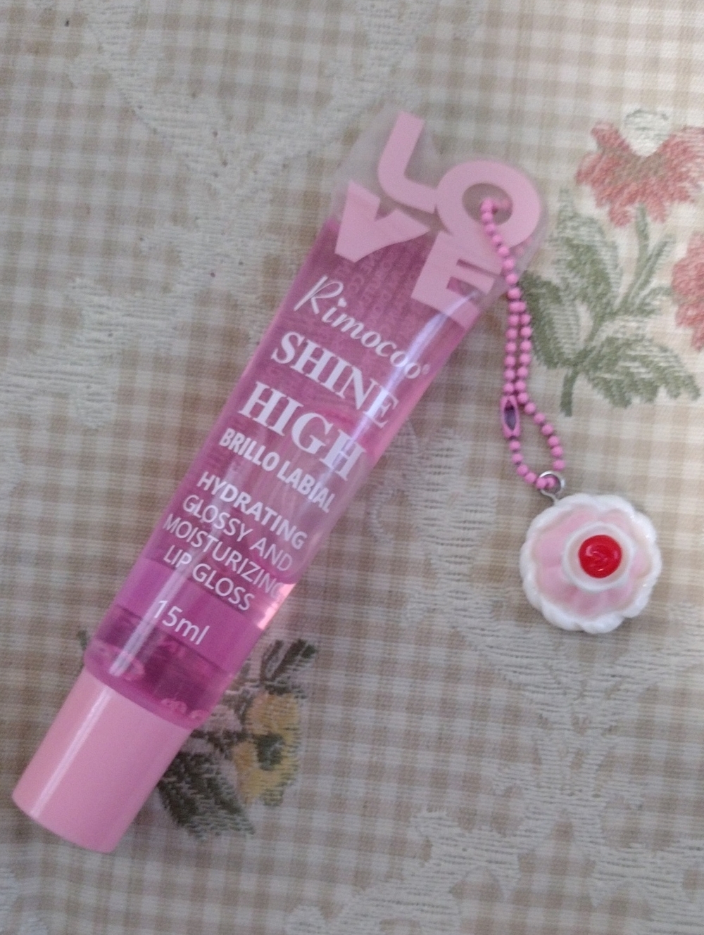 Love Shine High Hydrating Pink Lip Gloss